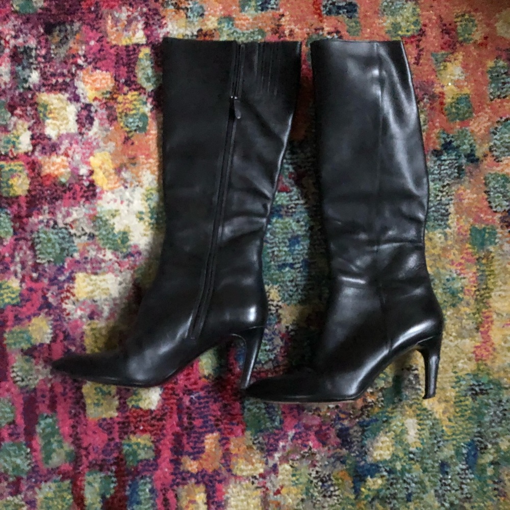Via spiga black leather boots size 9.5